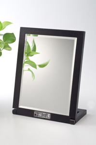 S.H.C. Mirrors Co., Ltd.</h2><p class='subtitle'>Metal/pine/aluminum mirrors, stand mirrors, bathroom mirrors, glass furnishing and more</p>